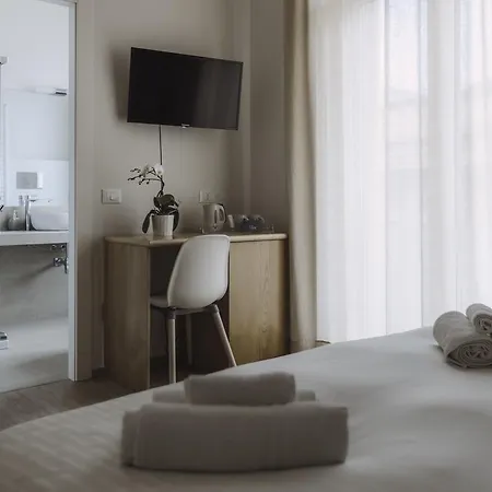 Гостевой дом Dimora Del Viale House *